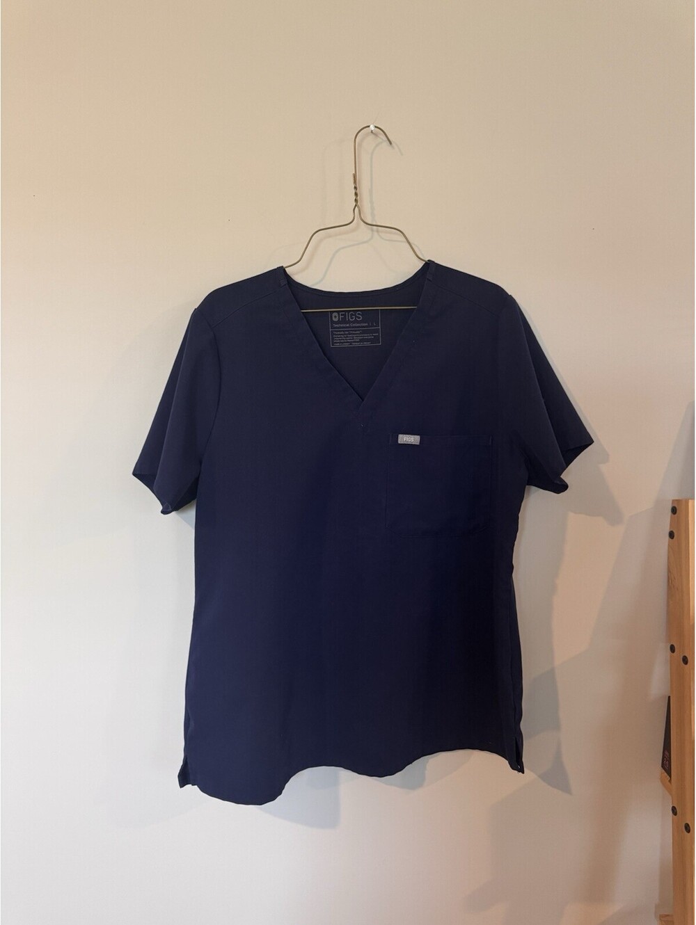 FIGS Technical Collection Women's Blue Scrub Top Size L